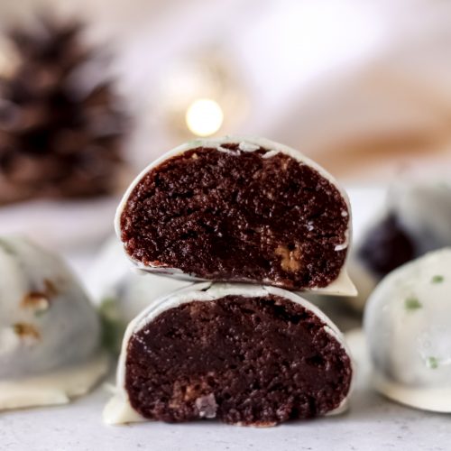 chocolate peppermint protein balls